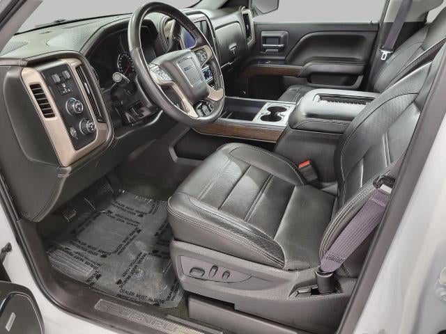 2017 GMC Sierra 1500 Crew Cab Short Box 4-Wheel Drive Denali