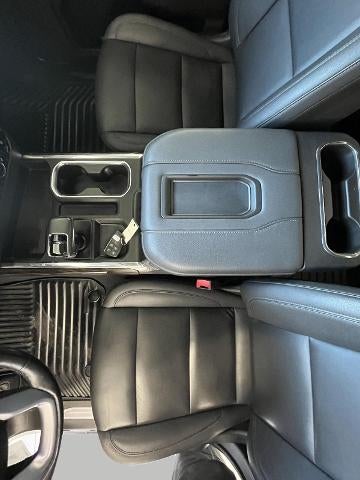 2022 GMC Sierra 1500 Crew Cab Short Box 4-Wheel Drive Elevation 3SB