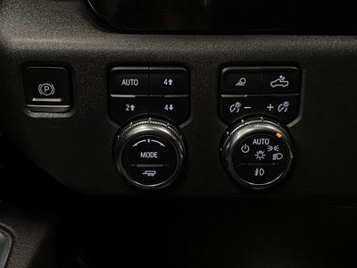 2023 GMC Sierra 1500 Crew Cab Short Box 4-Wheel Drive SLT