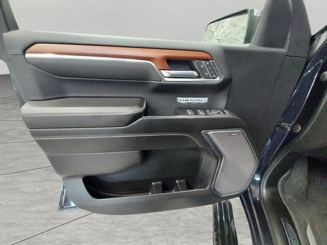 2022 GMC Sierra 1500 Crew Cab Short Box 4-Wheel Drive Denali