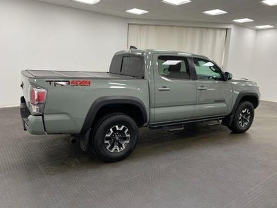 2023 Toyota Tacoma 4WD SR Double Cab 5' Bed V6 AT (GS)