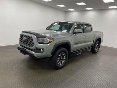 2023 Toyota Tacoma 4WD SR Double Cab 5' Bed V6 AT (GS)