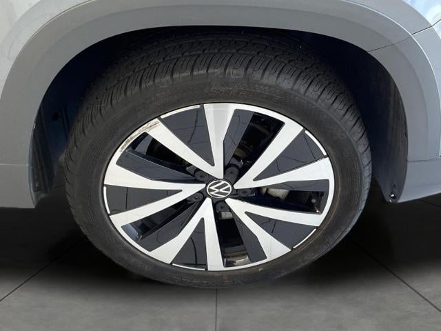 2022 Volkswagen Taos SE 4MOTION