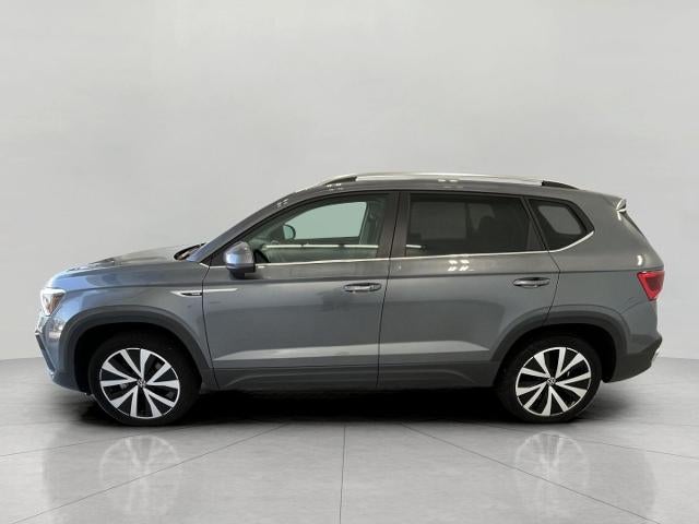 2022 Volkswagen Taos SE 4MOTION