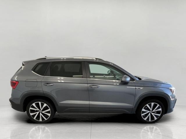 2022 Volkswagen Taos SE 4MOTION