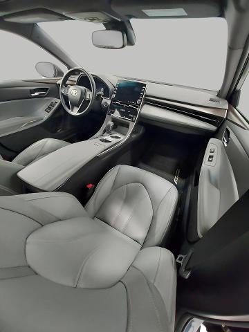 2019 Toyota Avalon XLE (SE)