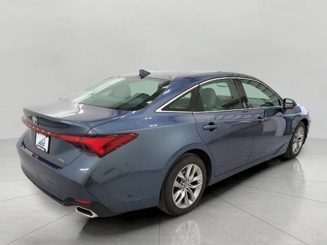 2019 Toyota Avalon XLE (SE)