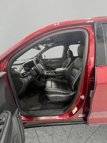 2025 Buick Enclave 4dr Sport Touring