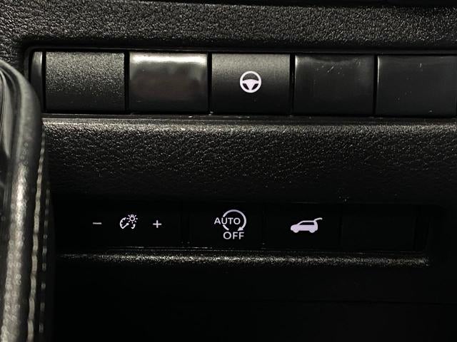 2025 Nissan Rogue AWD SV