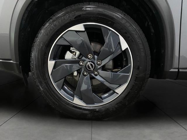 2025 Nissan Rogue AWD SV