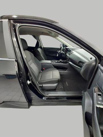 2025 Nissan Rogue AWD SV