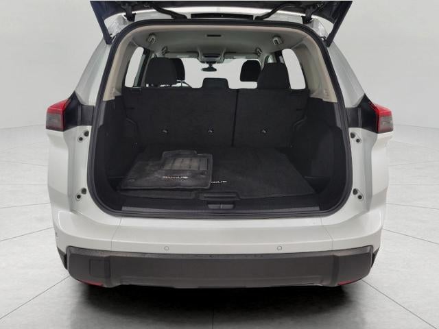 2025 Nissan Rogue AWD SV