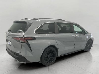 2023 Toyota Sienna XSE FWD 7-Passenger (Natl)