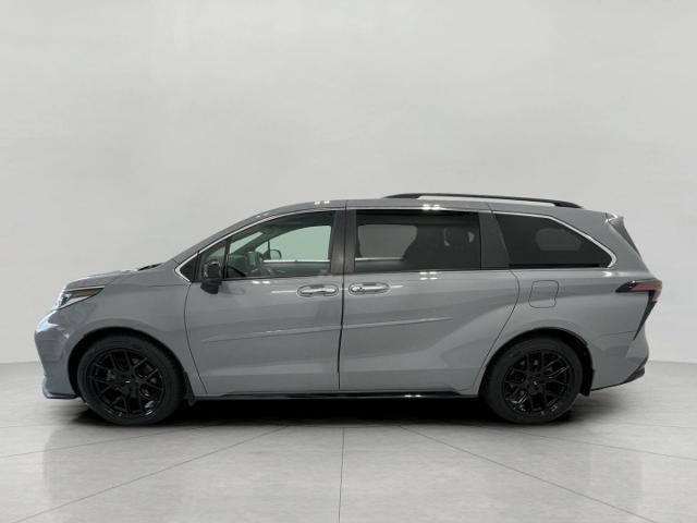 2023 Toyota Sienna XSE FWD 7-Passenger (Natl)
