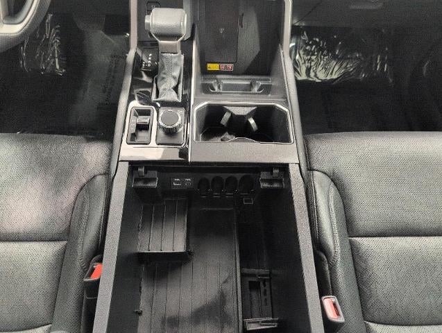 2025 Toyota Tundra 4WD Limited CrewMax 5.5' Bed (Natl)