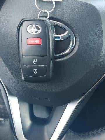 2022 Toyota Corolla Cross LE 4WD (Natl)