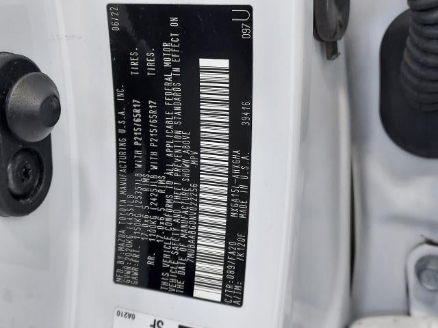 2022 Toyota Corolla Cross LE 4WD (Natl)