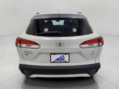 2022 Toyota Corolla Cross LE 4WD (Natl)