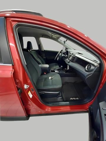 2016 Toyota RAV4 AWD 4dr LE (Natl)