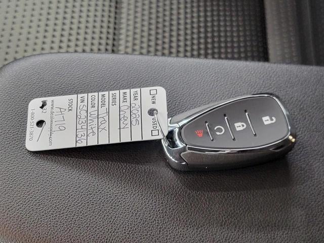 2025 Chevrolet Trax FWD 4dr LT