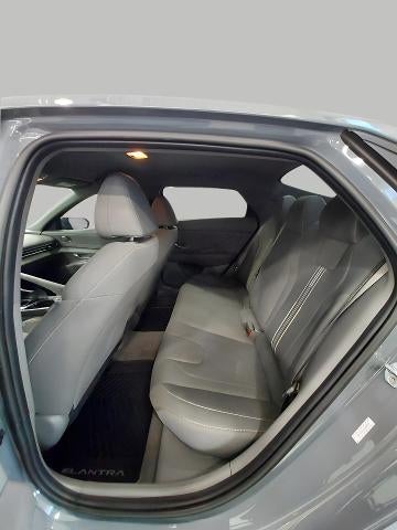 2022 Hyundai Elantra SEL IVT