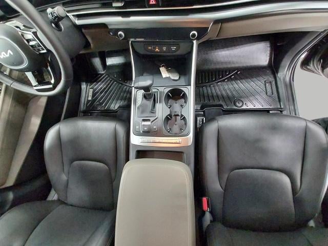 2025 Kia Carnival MPV LXS FWD