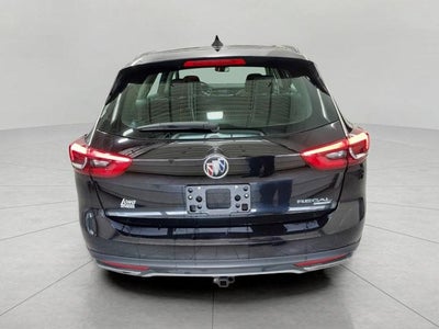 2019 Buick Regal TourX Essence AWD