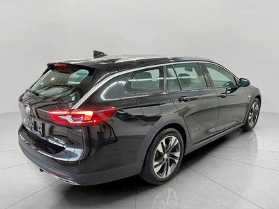 2019 Buick Regal TourX Essence AWD